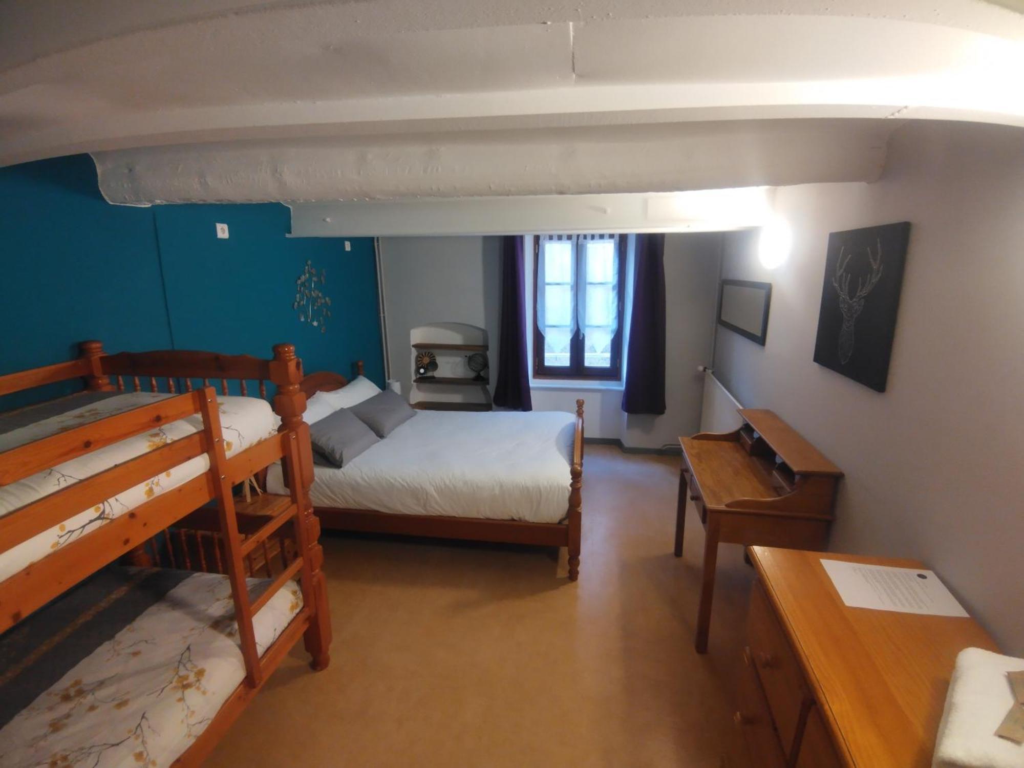 Gîte de l'ASPA Saint-Christol  Chambre photo