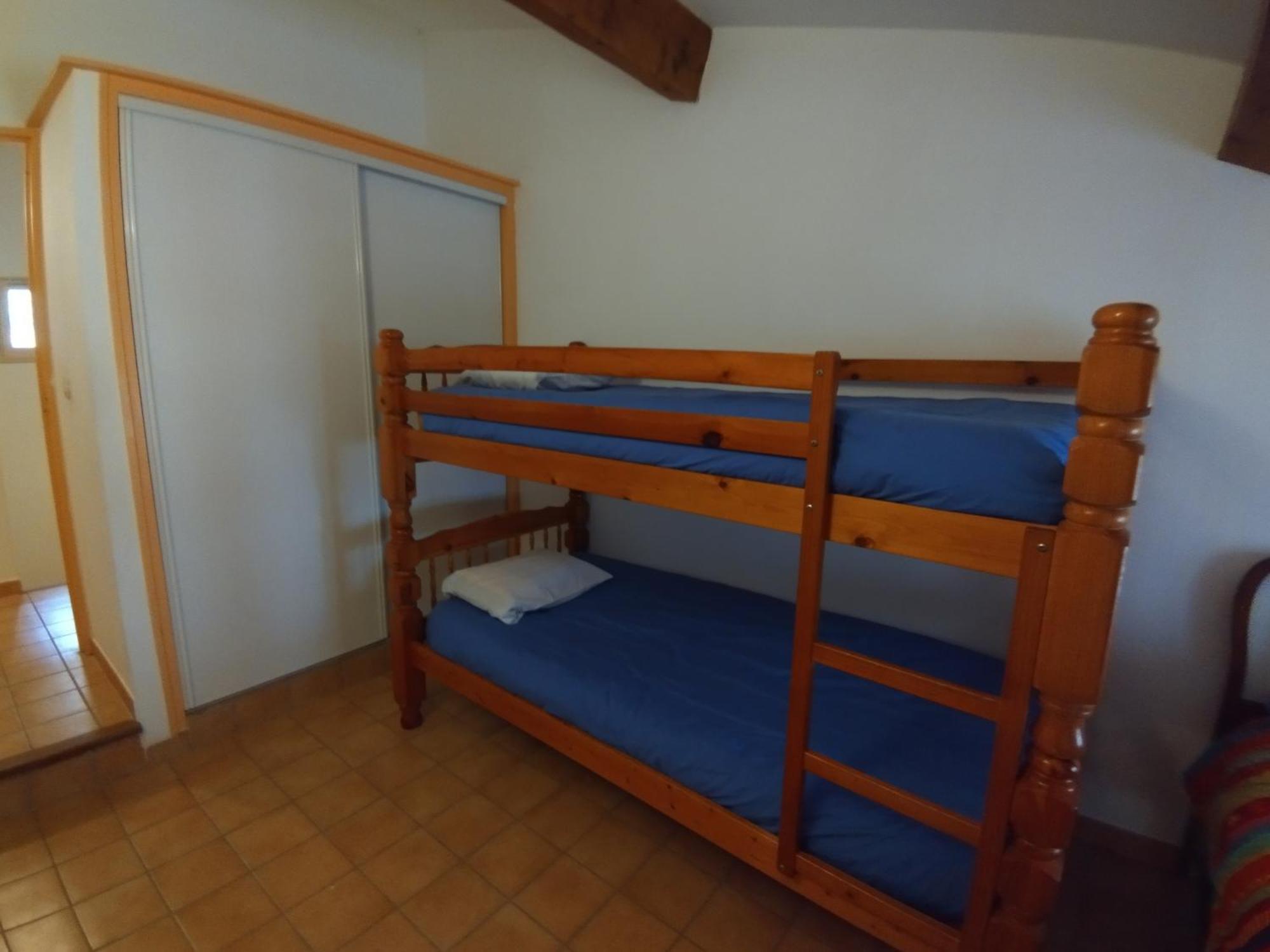 Gîte de l'ASPA Saint-Christol  Extérieur photo