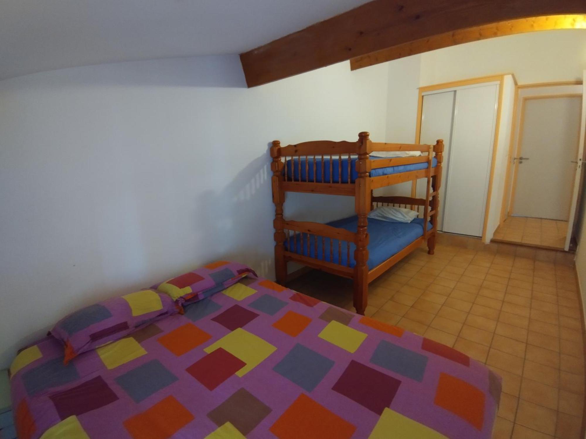 Gîte de l'ASPA Saint-Christol  Extérieur photo