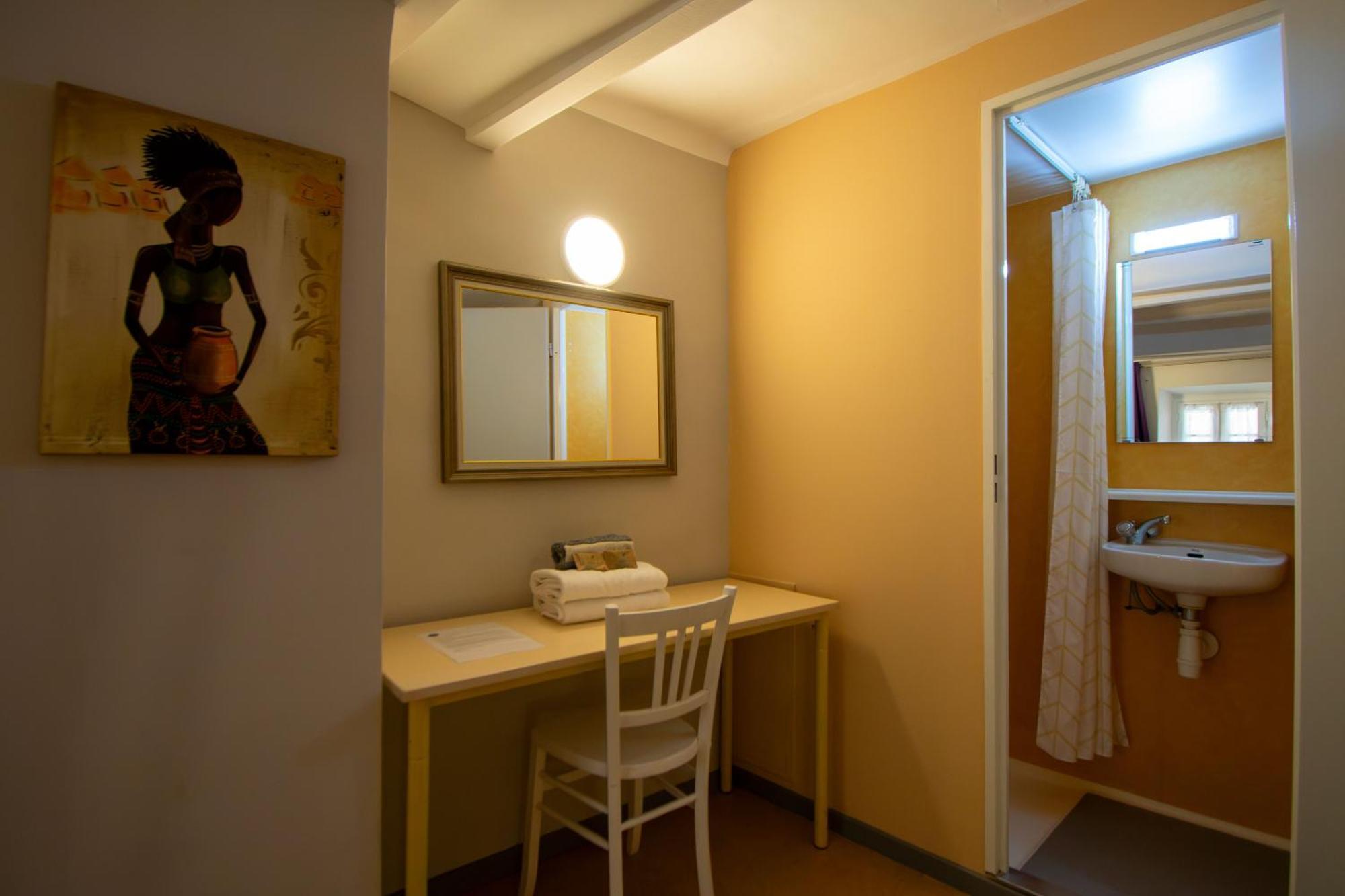 Gîte de l'ASPA Saint-Christol  Chambre photo