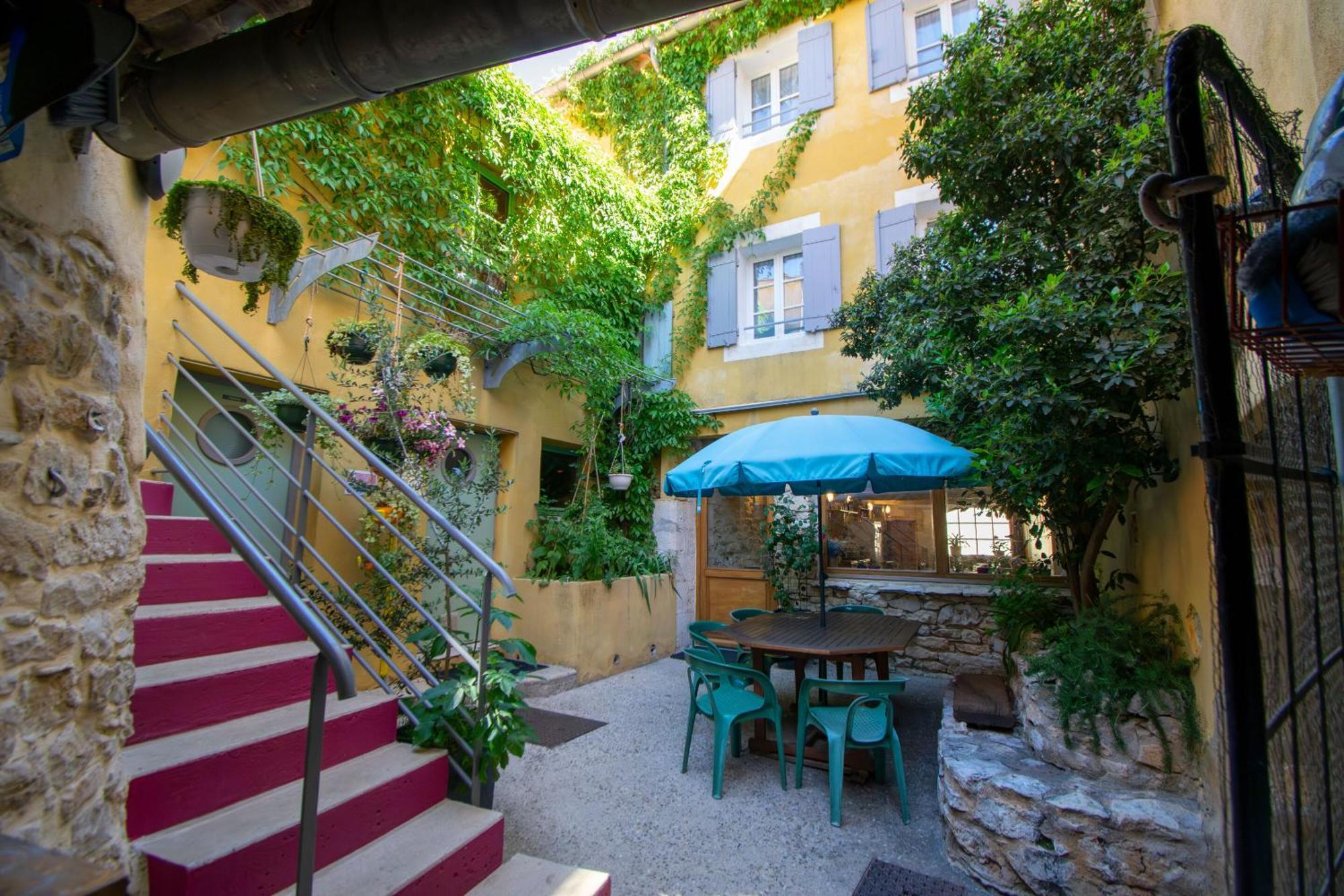 Gîte de l'ASPA Saint-Christol  Chambre photo